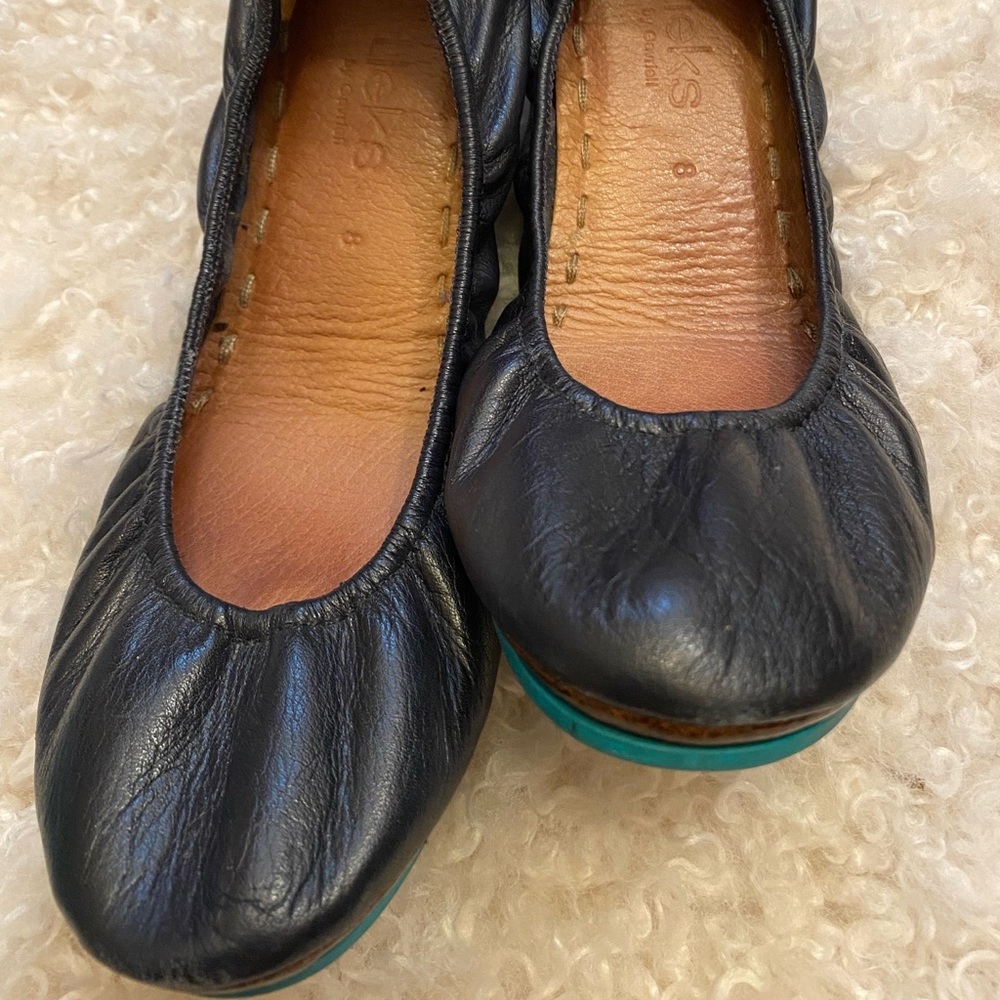 Tieks California Navy Size 8